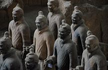 Private Xian Highlight Tour: 6 Hours Terracotta Warriors and Local Snack