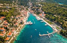 From Split: Half-Day Blue Lagoon and 3 Islands Boat Tour