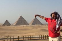 Private Day Tour to Giza Pyramids, Egyptian Museum And Khan el Khalili Bazaar