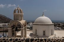Santorini Highlights and Venetian Castles Small-Group Day Tour