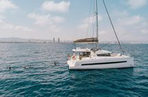 Sunset Sailing in Barcelona with Cocktails & Tapas