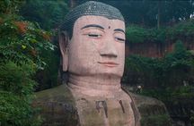 Chengdu Private Day Tour of Leshan Giant Buddha and Lingyun Temple