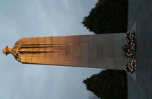 2 day Canadian Somme and Flanders Fields battlefield tour from Ypres or Bruges