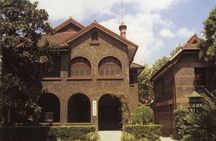 6-Hour Shanghai Private Culture Tour with Lunch or Dinner