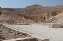 Luxor Private Day Tour to the East and West Banks