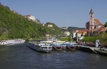 Scenic transfer from Passau to Prague with 2-hours guided tour of Cesky Krumlov