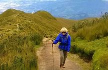 Private Hiking tour to Ruco Pichincha & Teleferico
