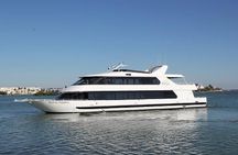 Evening Yacht Cruise with Optional Dining in St. Petersburg