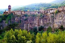 Besalu,Banyoles Lake & Garrotxa Volcanoes Small Group from Girona