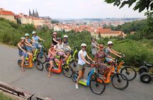 Grandiose half-day guided tour of Prague on Segway and eScooter