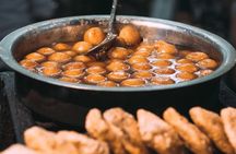 Food Walk tour of Old & New Delhi with a local guide
