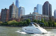 Private Luxury Daytime Boat Tour in New York City - 1 Hour