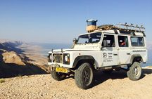 Two hour guided jeep tour in to and around the Ramon crater