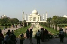 1-Day Trip to The Taj Mahal and Agra from Pune with Both side Commercial Flights
