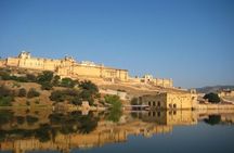 1-Day Trip to Jaipur with Both Side Commercial Flights