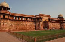 Taj Mahal at Sunrise and Agra Day Tour from Jaipur