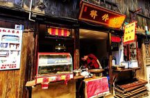 Private Shanghai Layover Tour to Xinchang Ancient Town with Lunch