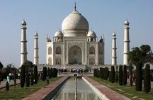 Day Trip to Taj Mahal and Agra from Chennai with Both Side Commercial Flights