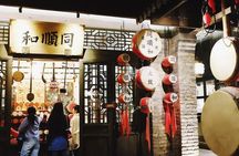 Private Night Tour to Gubei Water Town and Simatai Great Wall with Cable Car