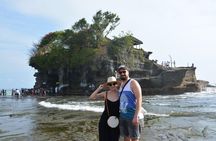 Tanah Lot and Uluwatu Temple Tour Including Seafood Dinner at Jimbaran Beach 