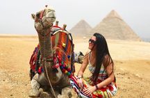 Tour to the Pyramids, Egyptian Museum and Local Bazaar from Cairo