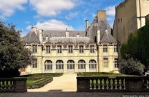 Gothic Paris - Castles & Cathedrals (Marais History Walk-Small Group Tour)