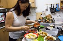Traditional Peranakan and Malay Cooking Class in Malacca