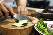 Traditional Peranakan and Malay Cooking Class in Malacca