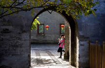 3-Hour Private Hutong Walking Tour with Drum Show at Drum Tower and Tea Tasting