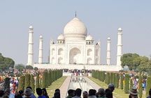 Private Taj Mahal & Agra Day Trip by Car From Delhi All Inclusive