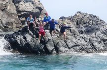 Aruba Jeep Tour: Natural Pool, Caves and Baby Beach Adventure