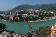 From Delhi: Rishikesh 3-Day Tour with Yoga and Massage