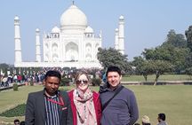 Private Taj Mahal & Agra Day Trip by Car From Delhi All Inclusive