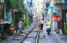 Hanoi city tour and drinking beside railway- group tour