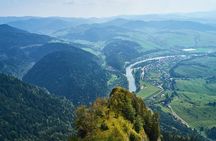 Hiking in the Pieniny Mountains & Dunajec River rafting from Krakow, private