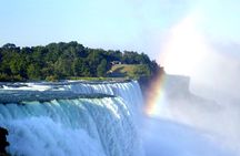 Niagara Falls Tour from Toronto with Winery & Niagara on The Lake