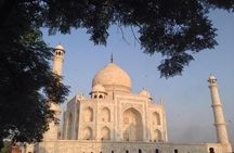 Private 2 Day Golden Triangle Tour Including Jaipur and Taj Mahal Sunrise