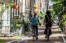 Amsterdam PRIVATE Bike Tour With Locals: Bike & Local Snack Included 