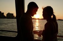 90-Minute Boston Harbor Sunset Sightseeing Cruise