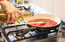 Authentic Tuscan Pasta Class in Florence with Local Chef Cinzia