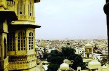 Authentic Experience-City palace and Folk dance