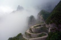 2 Day Private Tour of Zhangjiajie Highlights with Skip The Line
