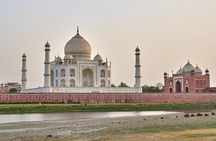 Private 2 Day Trip of Taj Mahal,Mathura and Vrindavan from Delhi