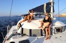 Santorini Half Day Catamaran Private Cruise incl. Meal, Drinks & Free Transport