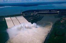 Brazilian Side of Iguassu Falls and Itaipu Dam Full-Day Sightseeing Tour from Puerto Iguazú