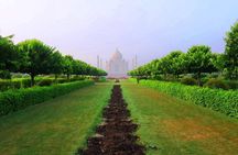 Sunrise Taj Mahal Tour from Delhi with Entrance and Food