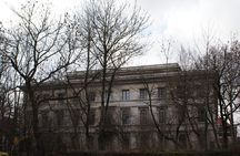 Small-Group 2-Hour Munich and The Third Reich Walking Tour