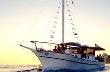 Santorini Caldera Sunset Traditional Cruise with Meal and Drinks