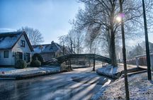 Giethoorn Private Tour Guide Giethoorn in luxury Jaguar S Type