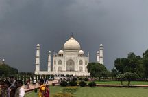 All Inclusive Taj Mahal Tour from Delhi With 5 Star Lunch